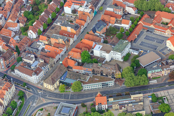 Vue aérienne de Sparkasse Hameln-Weserbergland à Kastanienwall à Hameln dans le département Basse-Saxe, Allemagne