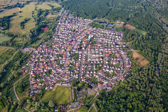 Vue aérienne de Du nord à le quartier Neuburgweier in Rheinstetten dans le département Bade-Wurtemberg, Allemagne