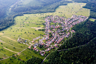 Vue aérienne de Quartier Schielberg in Marxzell dans le département Bade-Wurtemberg, Allemagne