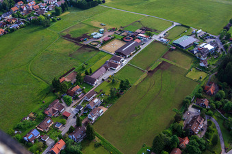 Haras Dobel à Dobel dans le département Bade-Wurtemberg, Allemagne d'un drone