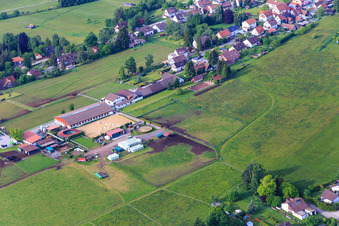 Haras Dobel à Dobel dans le département Bade-Wurtemberg, Allemagne d'en haut