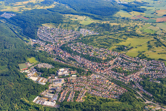 Vue aérienne de Vue de la ville depuis le sud à Ispringen dans le département Bade-Wurtemberg, Allemagne