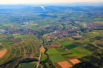 Vue aérienne de Vue de la ville depuis le nord-ouest à Brackenheim dans le département Bade-Wurtemberg, Allemagne