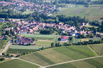 Quartier Klingen in Heuchelheim-Klingen dans le département Rhénanie-Palatinat, Allemagne d'en haut