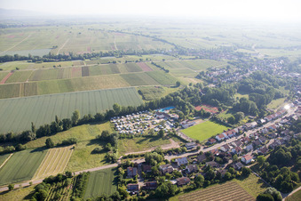 Photographie aérienne de Camping dans le Klingbachtal à le quartier Klingen in Heuchelheim-Klingen dans le département Rhénanie-Palatinat, Allemagne