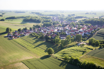 Enregistrement par drone de Neewiller-près-Lauterbourg dans le département Bas Rhin, France