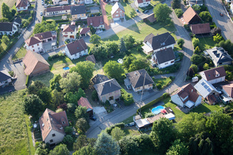 Soultz-sous-Forêts dans le département Bas Rhin, France vue du ciel
