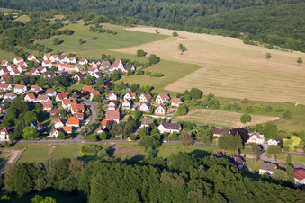 Lembach dans le département Bas Rhin, France depuis l'avion