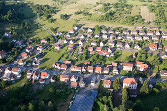 Lembach dans le département Bas Rhin, France vue du ciel
