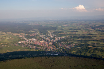 Vue aérienne de Wissembourg dans le département Bas Rhin, France