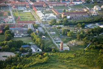 Vue aérienne de Parc du State Garden Show State Garden Show à Landau in der Pfalz dans le département Rhénanie-Palatinat, Allemagne