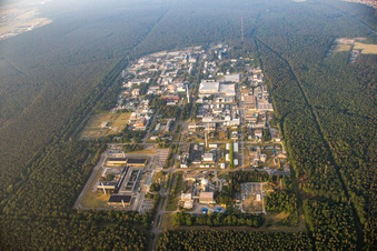 Vue aérienne de Campus Nord du KIT à le quartier Leopoldshafen in Eggenstein-Leopoldshafen dans le département Bade-Wurtemberg, Allemagne