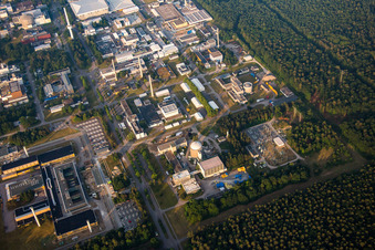 Campus Nord du KIT à le quartier Leopoldshafen in Eggenstein-Leopoldshafen dans le département Bade-Wurtemberg, Allemagne depuis l'avion