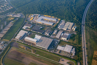 Vue aérienne de Opération de la poste allemande NL à Karlsruhe à Bruchsal dans le département Bade-Wurtemberg, Allemagne