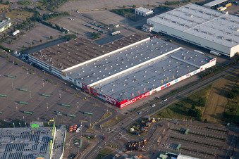 Vue aérienne de Meuble ROLLER Waghäusel-Wiesental à le quartier Wiesental in Waghäusel dans le département Bade-Wurtemberg, Allemagne