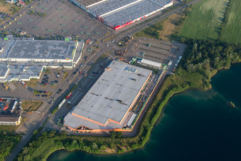 Vue aérienne de Quincaillerie Globus Waghäusel-Wiesental à le quartier Wiesental in Waghäusel dans le département Bade-Wurtemberg, Allemagne