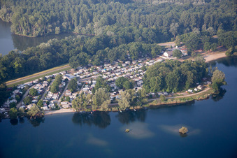Vue aérienne de Camping Lingenfeld à Lingenfeld dans le département Rhénanie-Palatinat, Allemagne