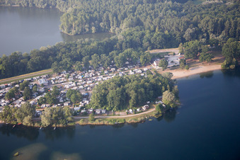Vue aérienne de Camping Lingenfeld à Lingenfeld dans le département Rhénanie-Palatinat, Allemagne