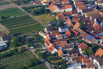Vue aérienne de Badstubgasse à Zeiskam dans le département Rhénanie-Palatinat, Allemagne