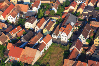 Pfalzstr à Zeiskam dans le département Rhénanie-Palatinat, Allemagne depuis l'avion