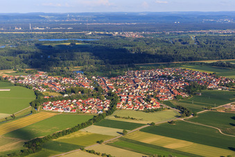 Vue aérienne de Vue de la ville depuis le nord-ouest à Leimersheim dans le département Rhénanie-Palatinat, Allemagne
