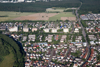Quartier Leopoldshafen in Eggenstein-Leopoldshafen dans le département Bade-Wurtemberg, Allemagne d'en haut