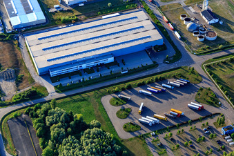 Vue aérienne de Bilfinger Engineering & Maintenance GmbH - Localisation Wörth am Rhein à Wörth am Rhein dans le département Rhénanie-Palatinat, Allemagne