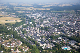 Photographie aérienne de Vendôme dans le département Loir et Cher, France