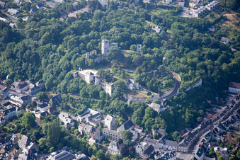 Vendôme dans le département Loir et Cher, France du point de vue du drone