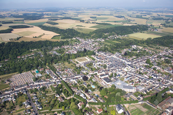 Vue oblique de Montoire-sur-le-Loir dans le département Loir et Cher, France