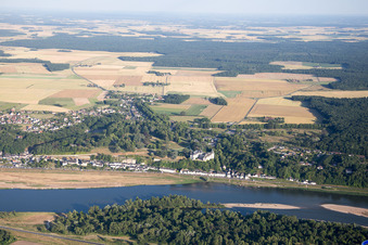 Photographie aérienne de Chaumont-sur-Loire dans le département Loir et Cher, France