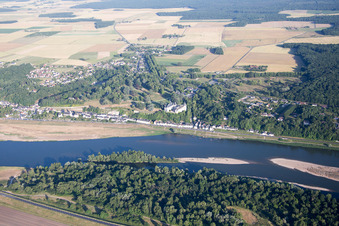 Chaumont-sur-Loire dans le département Loir et Cher, France d'en haut
