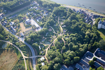 Vue aérienne de Chaumont-sur-Loire dans le département Loir et Cher, France