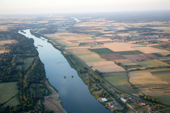 Vue aérienne de Loire à Vineuil/Loire à Vineuil dans le département Loir et Cher, France