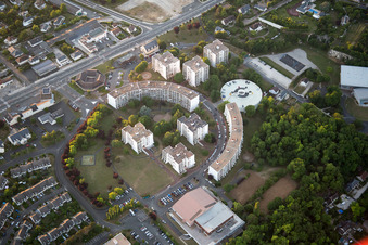 Vue aérienne de La Chaussée-Saint-Victor dans le département Loir et Cher, France