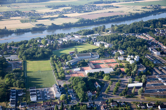 Vue d'oiseau de Blois dans le département Loir et Cher, France