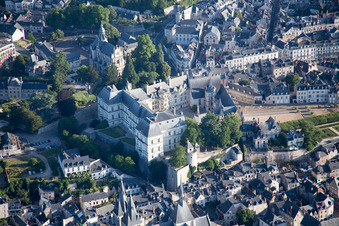 Vue d'oiseau de Blois dans le département Loir et Cher, France