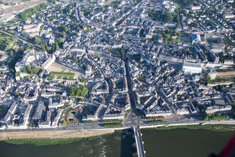 Vue oblique de Blois dans le département Loir et Cher, France