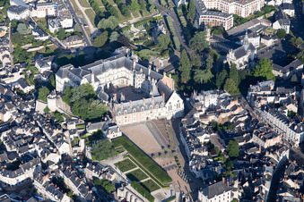 Blois dans le département Loir et Cher, France vue d'en haut