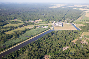 Chambord dans le département Loir et Cher, France du point de vue du drone