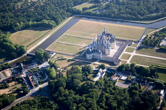 Photographie aérienne de Parc du Château de Chambord à Chambord dans le département Loir et Cher, France