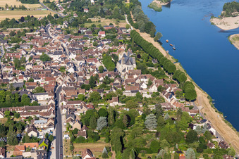 Vue aérienne de Les bords de Loire à Saint-Dye-sur-Loire à Saint-Dyé-sur-Loire dans le département Loir et Cher, France