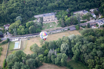 Vue aérienne de Nazelles-Négron dans le département Indre et Loire, France
