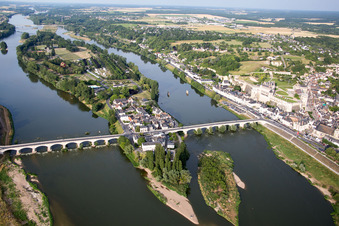 Quartier Nord-Nord Est in Amboise dans le département Indre et Loire, France d'en haut