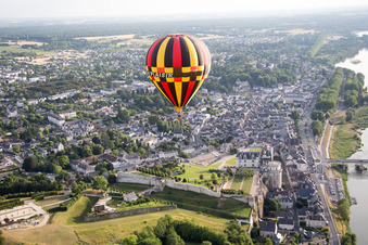 Amboise dans le département Indre et Loire, France vue du ciel