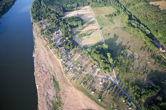Photographie aérienne de Chaumont-sur-Loire dans le département Loir et Cher, France