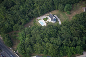 Chailles dans le département Loir et Cher, France hors des airs