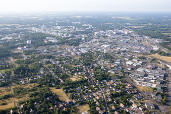 Vue aérienne de Orléans à Olivet dans le département Loiret, France