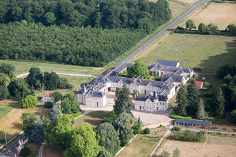 Photographie aérienne de Château de Combreux à Combreux dans le département Loiret, France