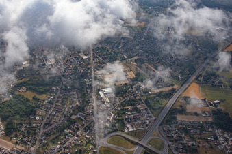 Vue aérienne de Villemandeur dans le département Loiret, France